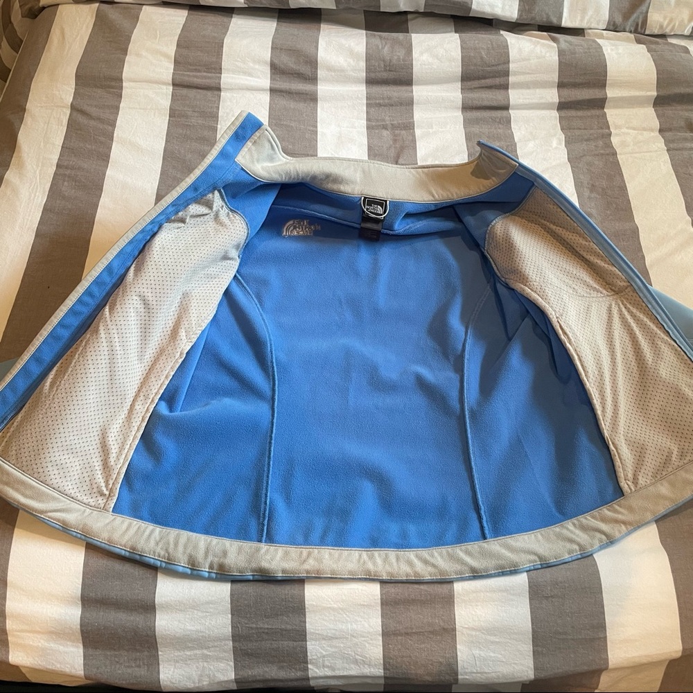 Northface Blue Apex Bionic Jacket - image 4